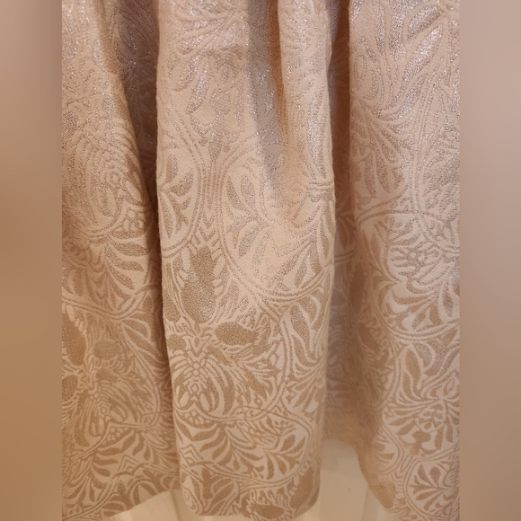 Gianni Bini -- White Brocade Cocktail Dress - Picture 6 of 12